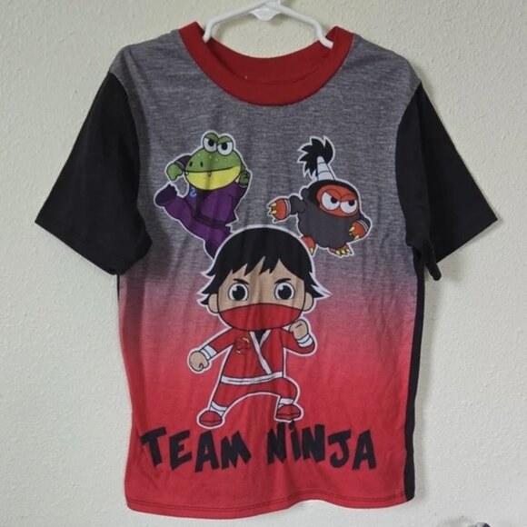 Team Ninja Kids Graphic Ryan WORLD PJ TEE - Picture 1 of 3
